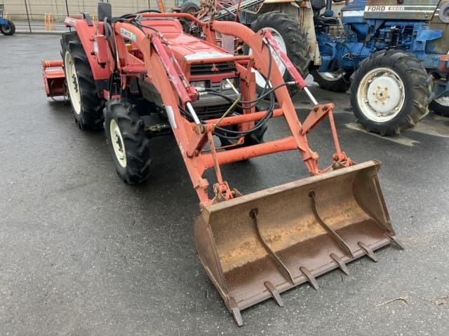 Tractor — Auction (lot 8462-2058)