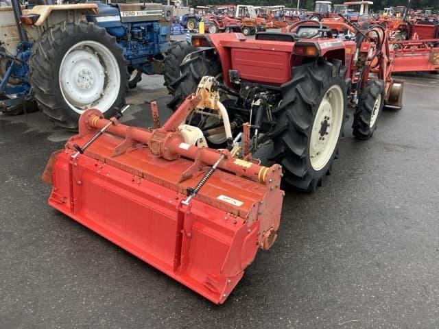 Tractor — Auction (lot 8462-2058)
