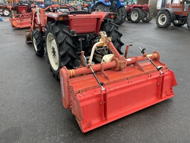 Tractor — Auction (lot 8462-2058)