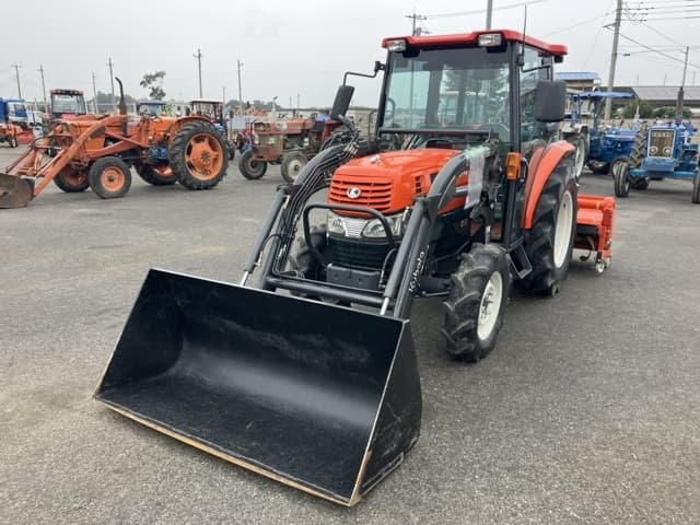 Tractor — Auction (lot 8462-2059)