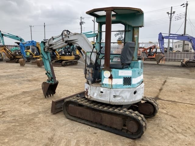 MINI EXCAVATOR — Auction (lot 8462-206)
