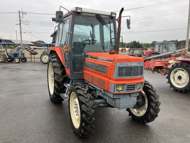 Tractor — Auction (lot 8462-2060)