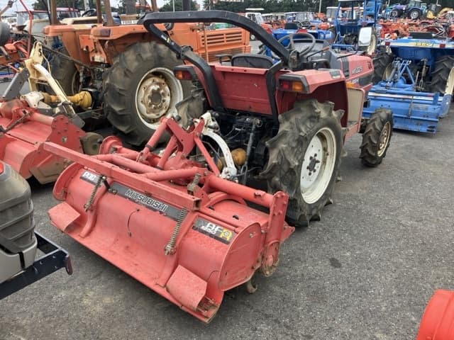 Tractor — Auction (lot 8462-2066)