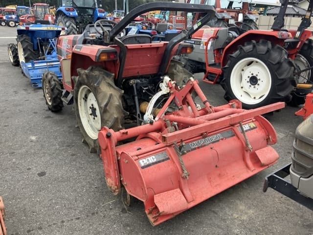 Tractor — Auction (lot 8462-2066)