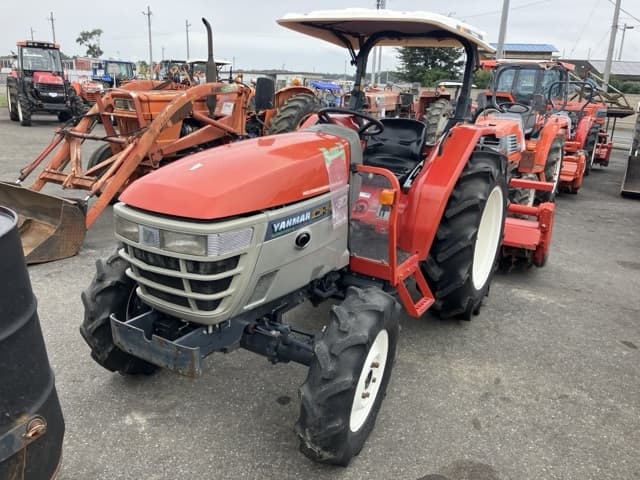Tractor — Auction (lot 8462-2070)