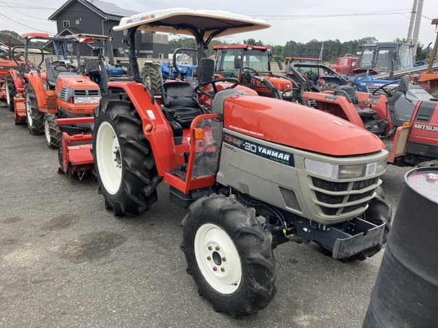 Tractor — Auction (lot 8462-2070)