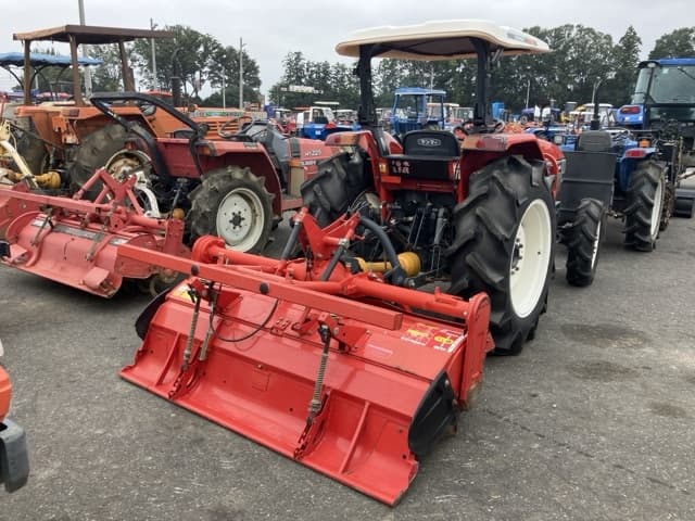 Tractor — Auction (lot 8462-2070)