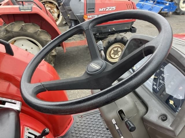 Tractor — Auction (lot 8462-2070)