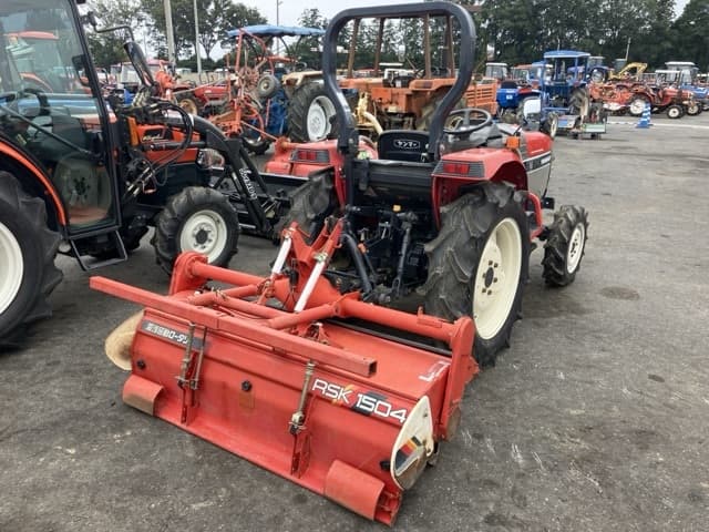 Tractor — Auction (lot 8462-2072)