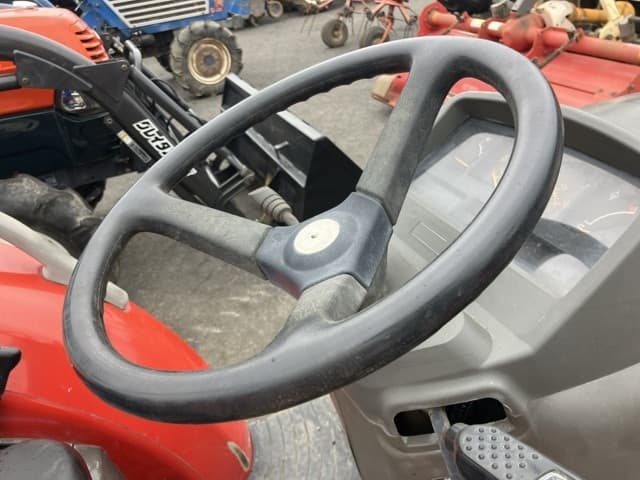 Tractor — Auction (lot 8462-2072)