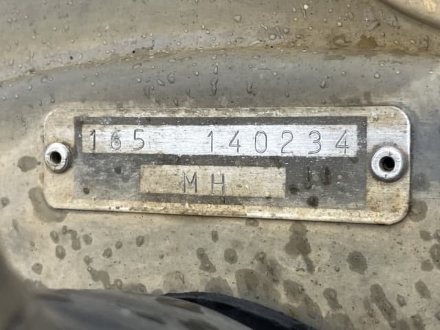 Tractor — Auction (lot 8462-2073)