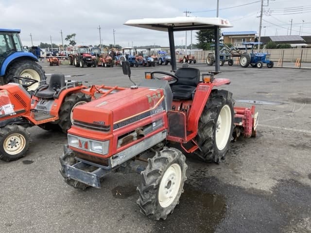 Tractor — Auction (lot 8462-2076)