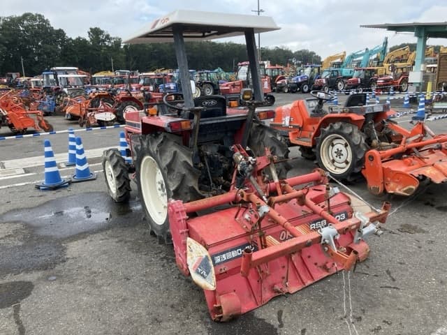 Tractor — Auction (lot 8462-2076)