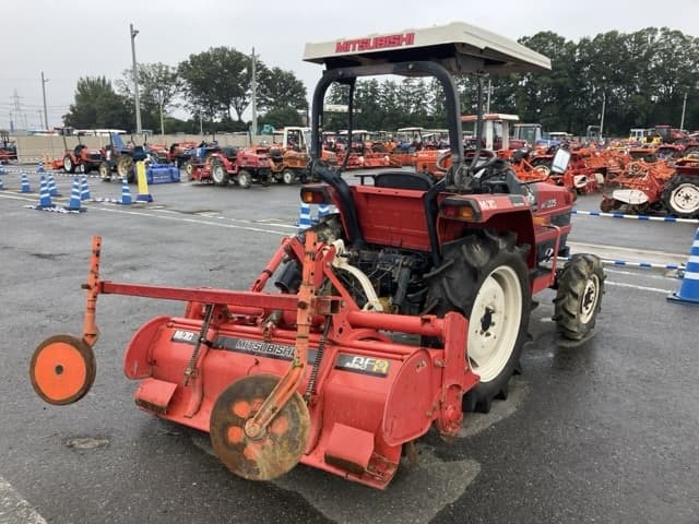 Tractor — Auction (lot 8462-2080)
