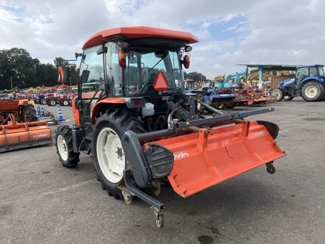 Tractor — Auction (lot 8462-2088)