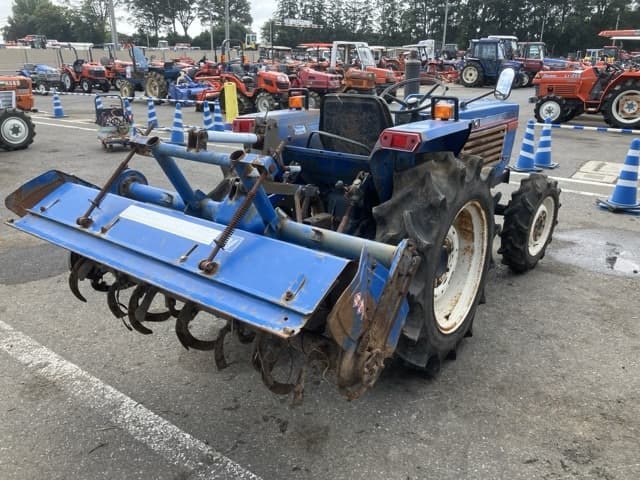 Tractor — Auction (lot 8462-2089)