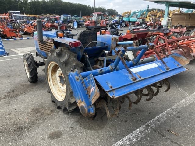 Tractor — Auction (lot 8462-2089)