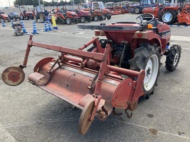 Tractor — Auction (lot 8462-2097)