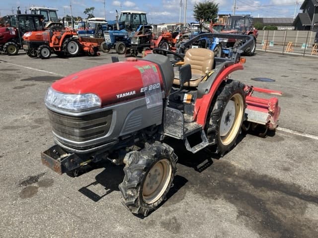 Tractor — Auction (lot 8462-2104)