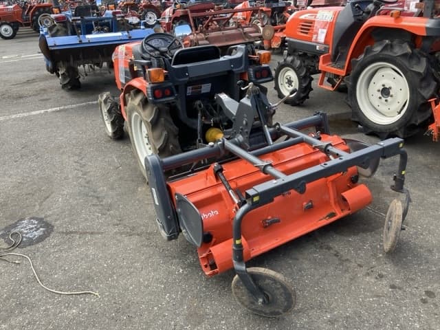Tractor — Auction (lot 8462-2109)
