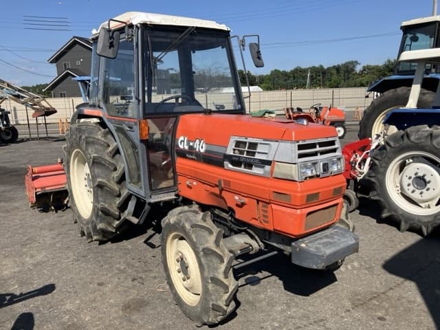 Tractor — Auction (lot 8462-2118)
