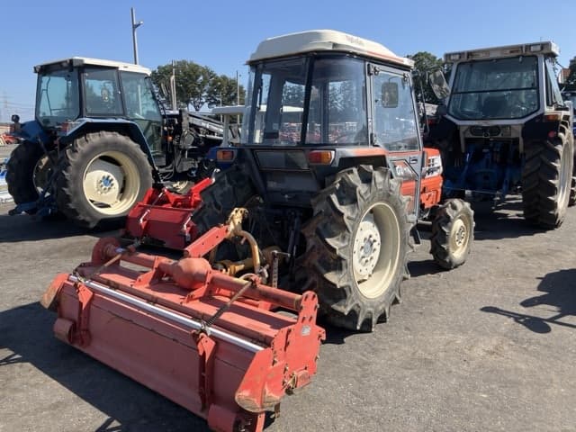 Tractor — Auction (lot 8462-2118)