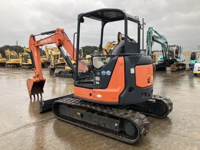 MINI EXCAVATOR — Auction (lot 8462-212)