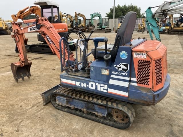 MINI EXCAVATOR — Auction (lot 8462-213)