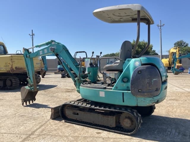 MINI EXCAVATOR — Auction (lot 8462-215)