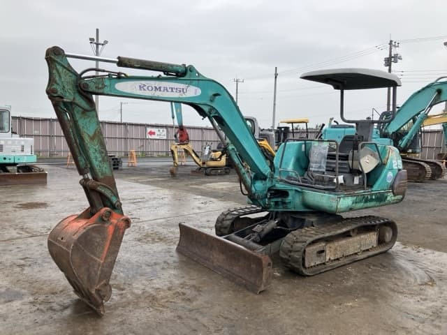 MINI EXCAVATOR — Auction (lot 8462-217)
