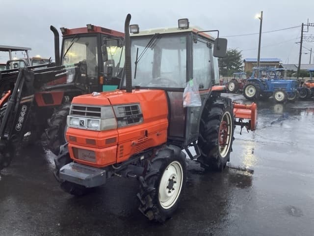 Tractor — Auction (lot 8462-2189)