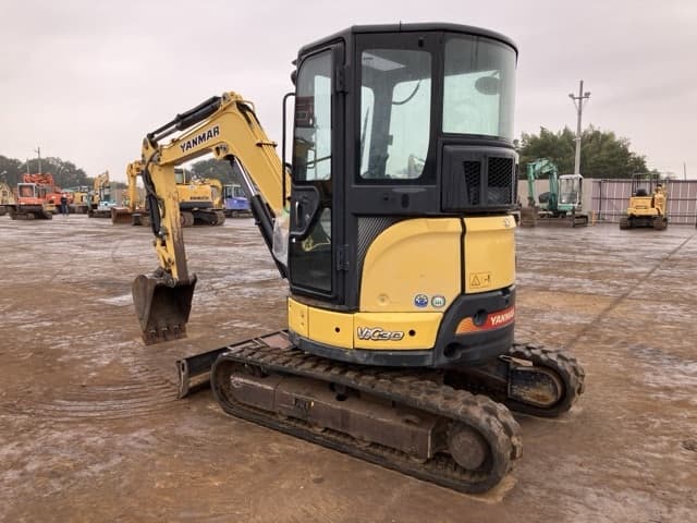 MINI EXCAVATOR — Auction (lot 8462-220)