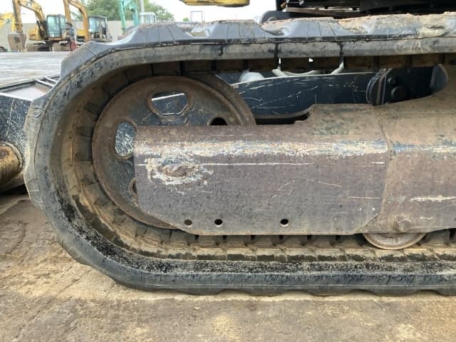 MINI EXCAVATOR — Auction (lot 8462-220)