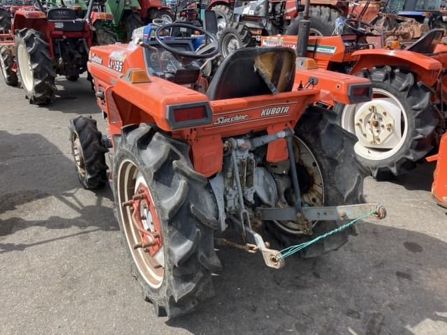 Tractor — Auction (lot 8462-2207)