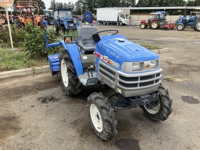 Tractor — Auction (lot 8462-2211)