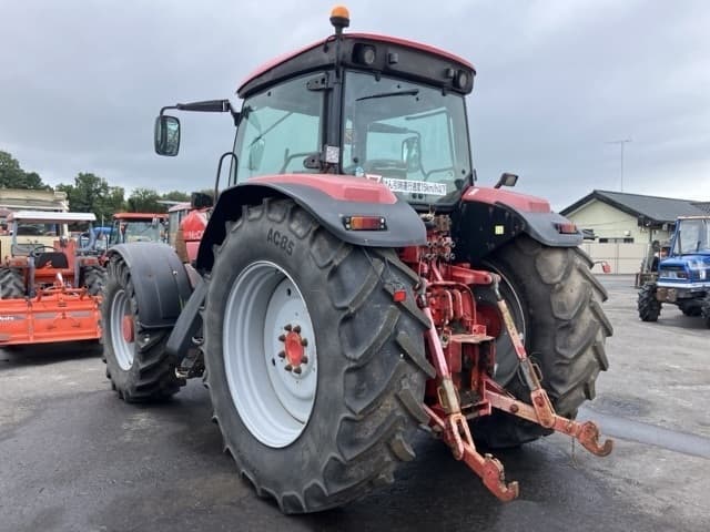 Tractor — Auction (lot 8462-2216)