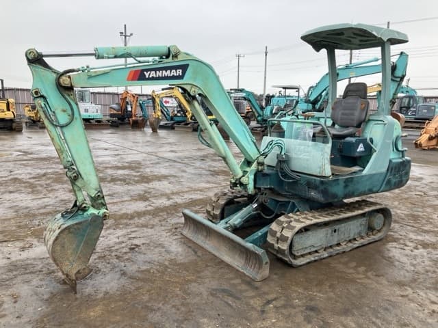 MINI EXCAVATOR — Auction (lot 8462-222)