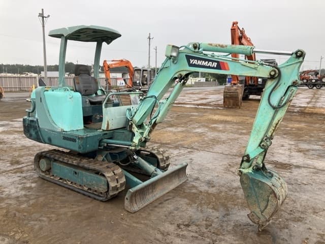 MINI EXCAVATOR — Auction (lot 8462-222)