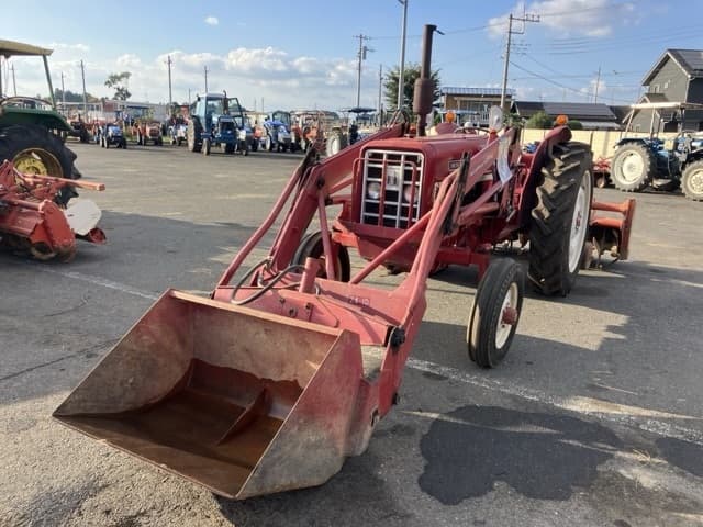 Tractor — Auction (lot 8462-2225)
