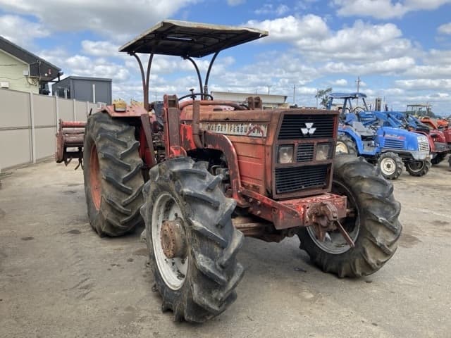 Tractor — Auction (lot 8462-2228)