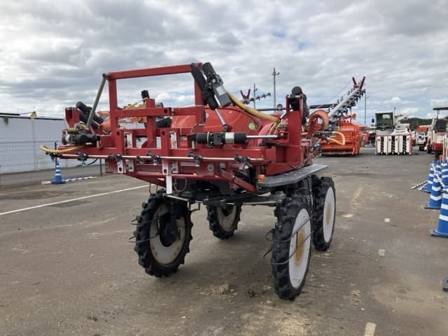 HIGH CLEARANCE BOOM SPRAYER — Auction (lot 8462-2235)