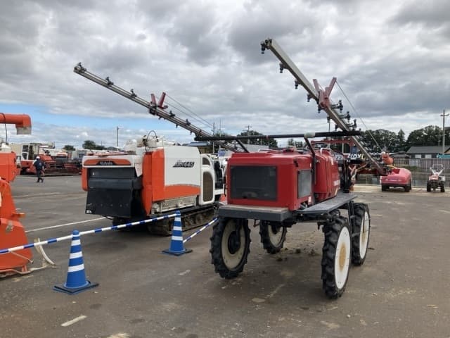HIGH CLEARANCE BOOM SPRAYER — Auction (lot 8462-2235)