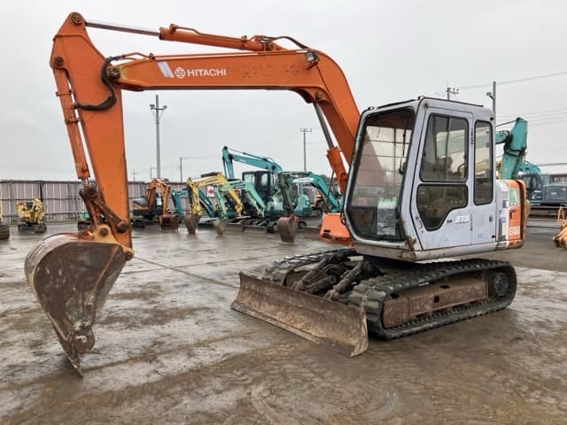 EXCAVATOR — Auction (lot 8462-224)