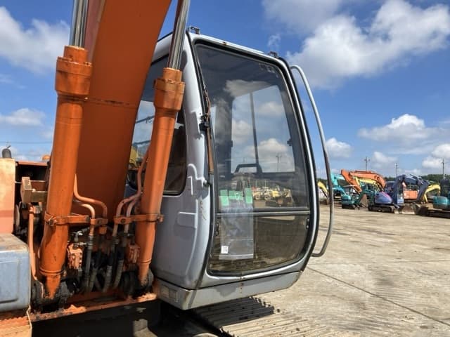 EXCAVATOR — Auction (lot 8462-229)