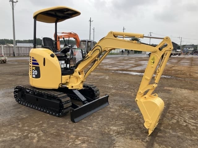 MINI EXCAVATOR — Auction (lot 8462-231)