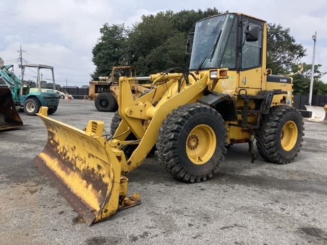 WHEEL LOADER — Auction (lot 8462-236)