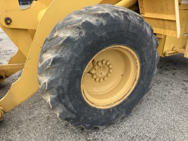 WHEEL LOADER — Auction (lot 8462-238)