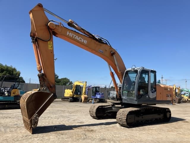 EXCAVATOR — Auction (lot 8462-247)