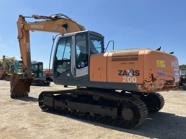 EXCAVATOR — Auction (lot 8462-247)