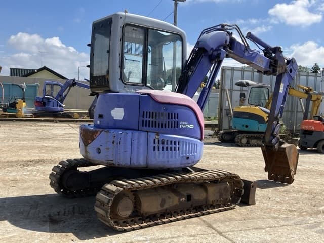 MINI EXCAVATOR — Auction (lot 8462-252)